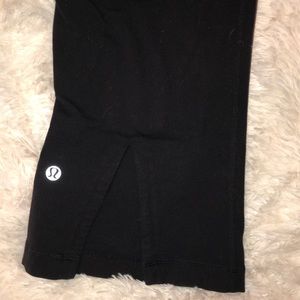 Lululemon Capri pants